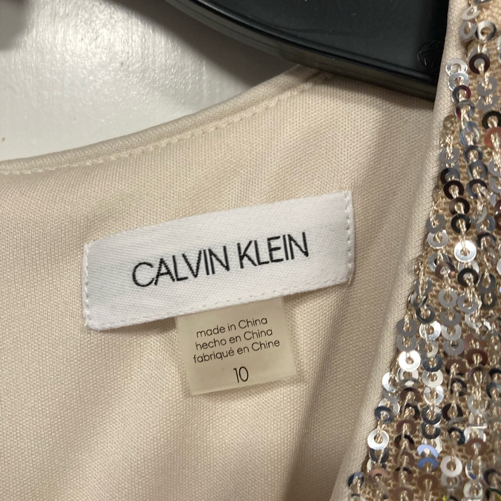 NWT - Calvin Klein Knee Length Sequin Cocktail Dress - Women’s Size 10 - Picture 3 of 13